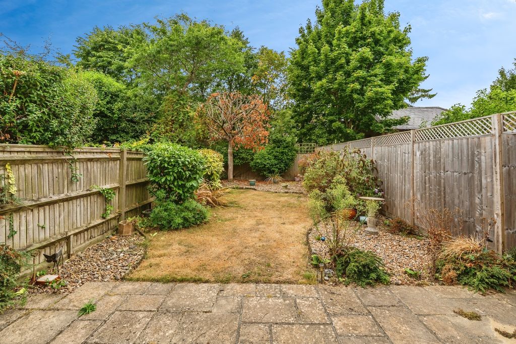 Property photo 2 of 11 Photo