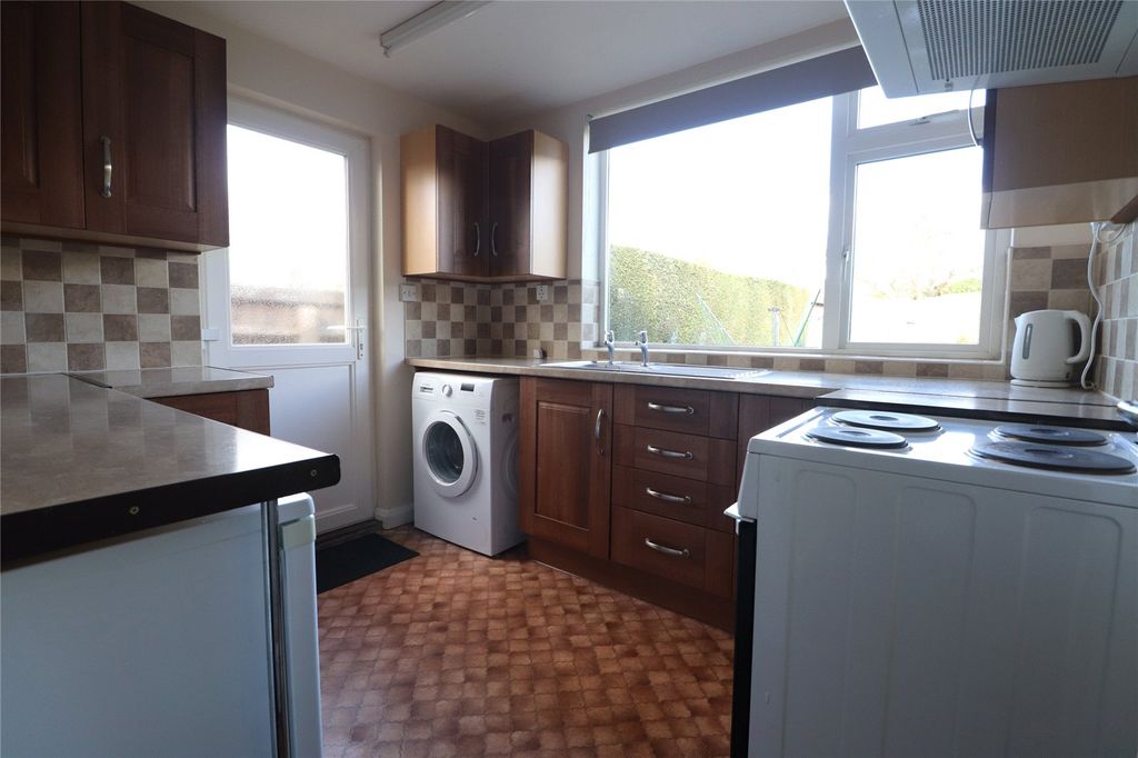 Property photo 3 of 21 Picture No. 06