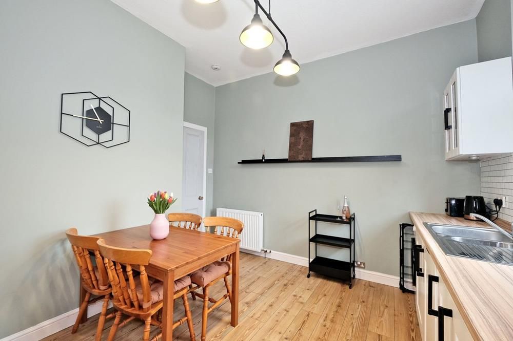 Property photo 2 of 8 7107235