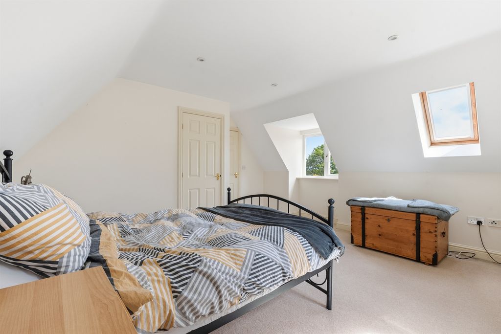 Additional image 7 of 5 bed detached house for saleMill Close, Peakirk, Peterborough PE6