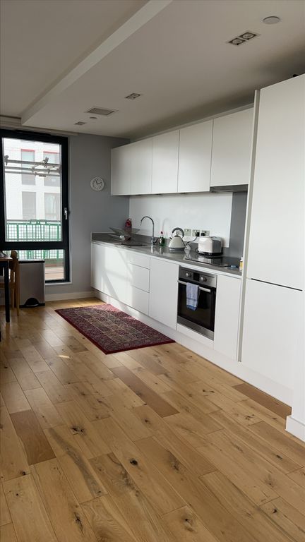 Property photo 2 of 25