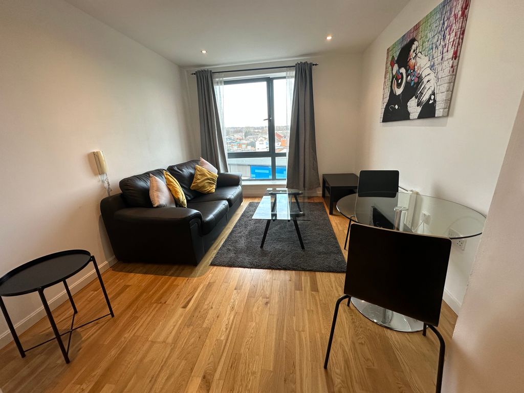 Property photo 3 of 8