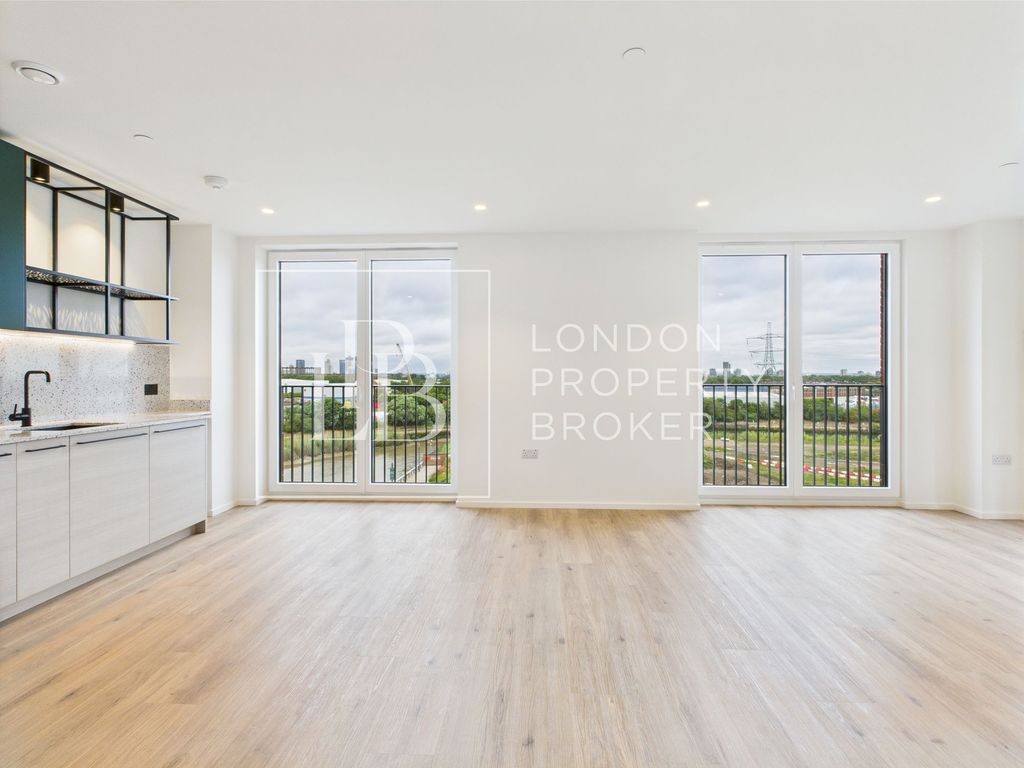 Property photo 1 of 19