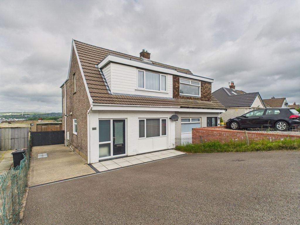 Property photo 1 of 31