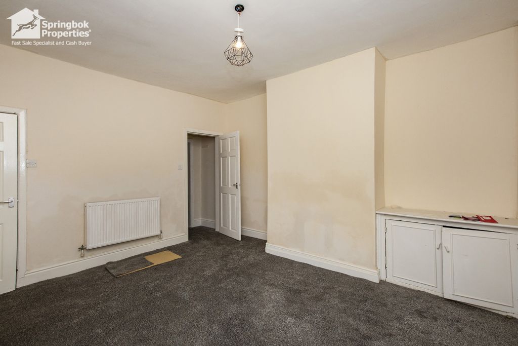 Property photo 2 of 11 Image 2