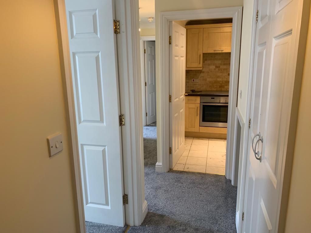 Additional image 5 of 2 bed flat for saleMarket Street, Haverfordwest SA61