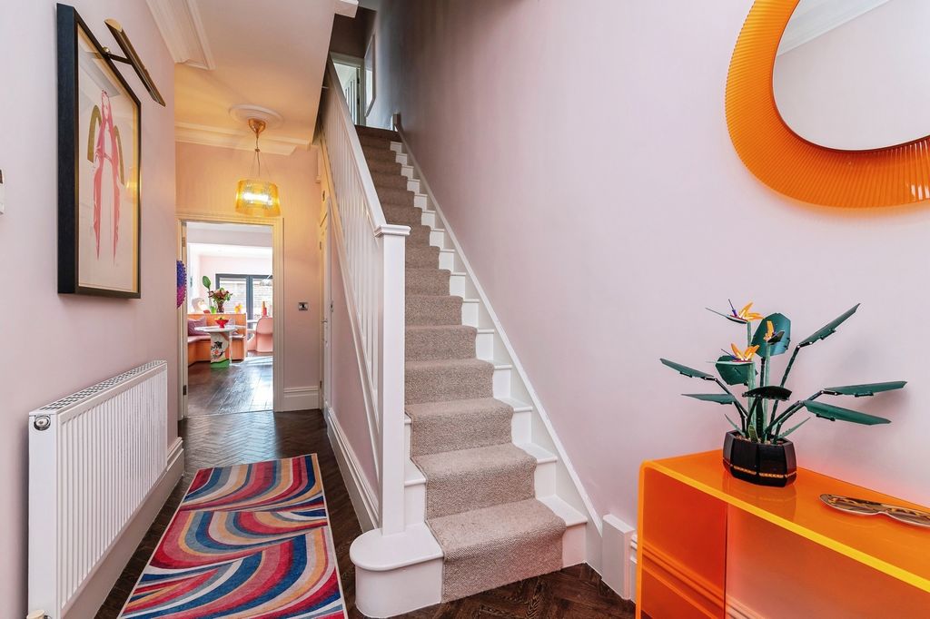 Property photo 2 of 26 Pbox-Img.Jpg