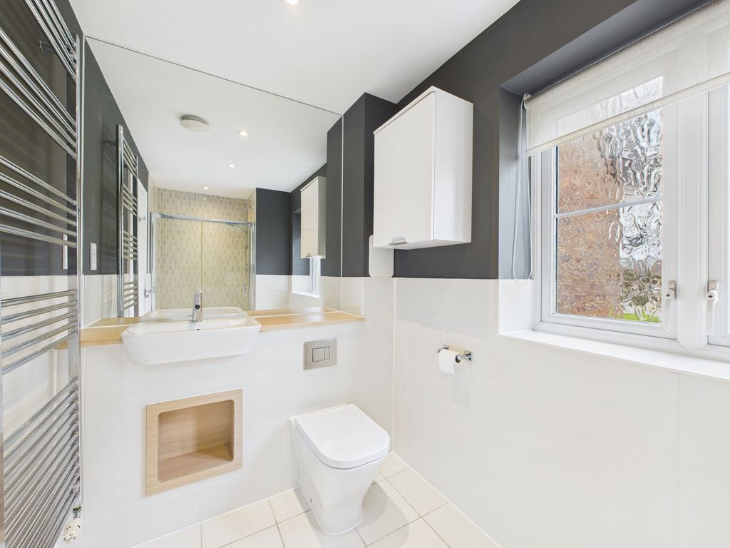 Additional image 12 of 4 bed semi-detached house to rentFarley Close, Wickhurst Green, Horsham, West Sussex RH12