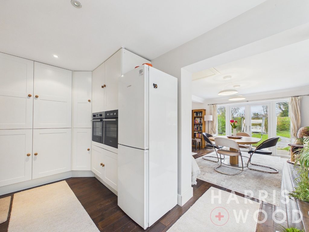 Property photo 2 of 25 5039483