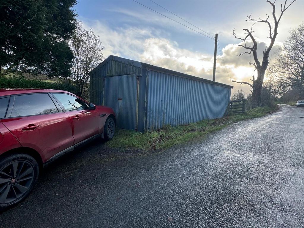 Property photo 2 of 16 13B85984-62Fe-49A7-87Ca-9E7c6Bfc143B.Jpeg