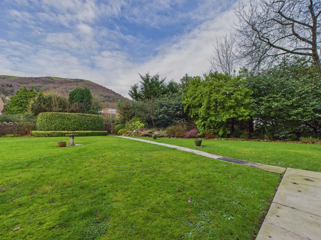 Property photo 2 of 26 Cam03972G0-Pr0230-Still028.Jpg