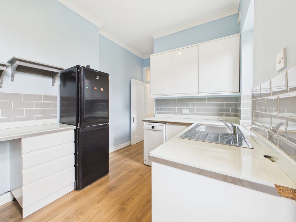 Property photo 3 of 15 4957044