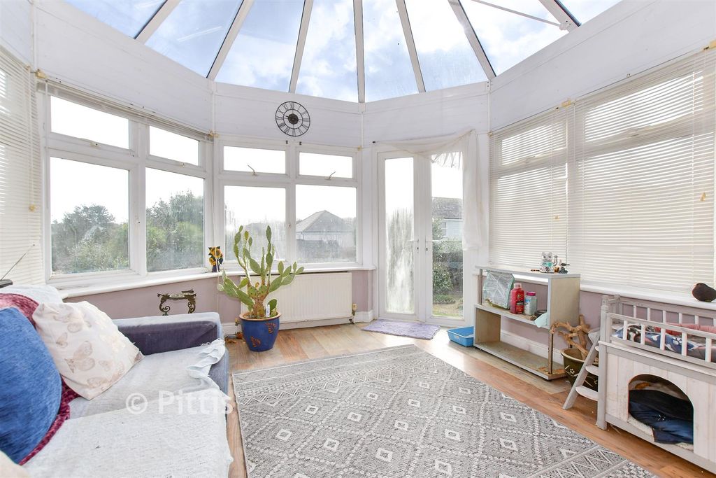 Property photo 1 of 16 Conservatory