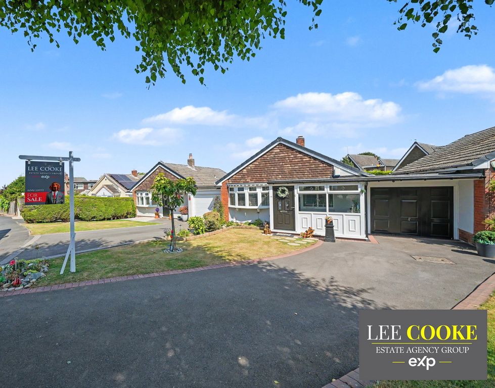 Property photo 1 of 41