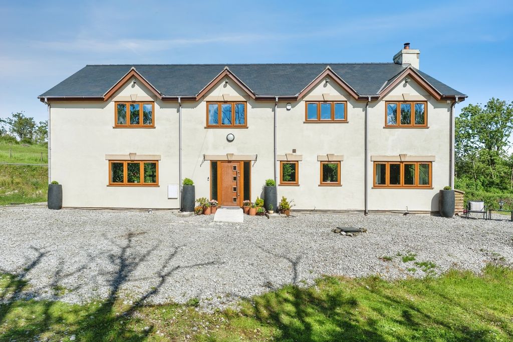 Property photo 1 of 43 Pbox-Img.Jpg
