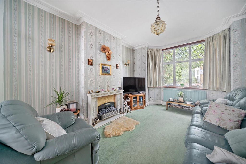 Property photo 2 of 12 Reception Room