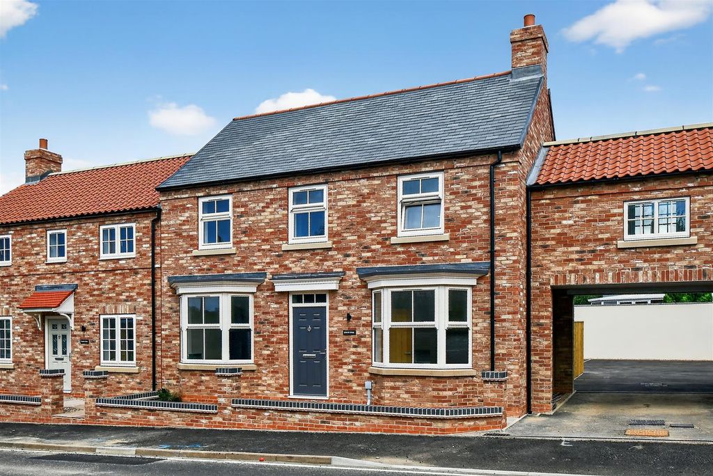 Property photo 1 of 14 090.Jpg