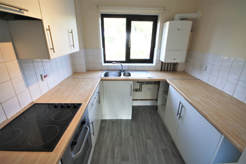 Property photo 3 of 6 Img_4310