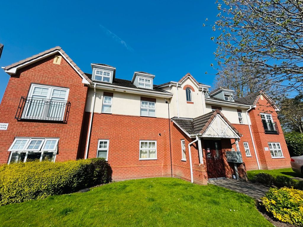 Property photo 1 of 12