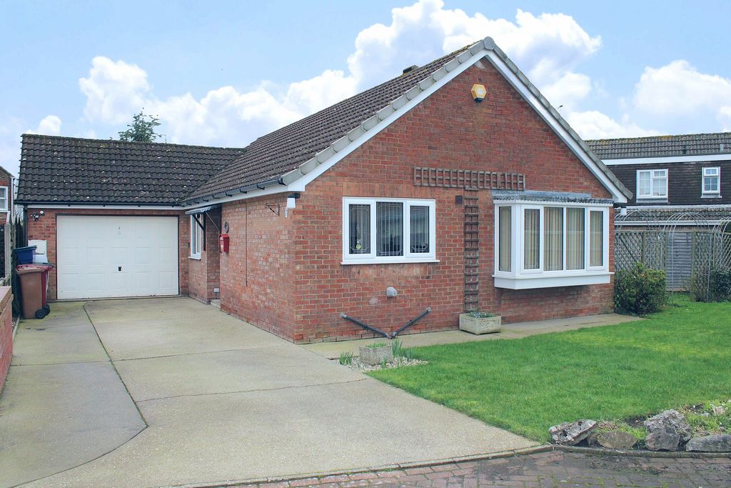 Property photo 1 of 12