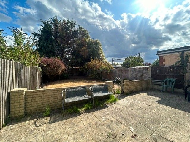 Property photo 3 of 6