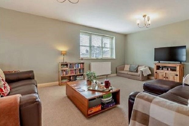 Property photo 1 of 9 3959071