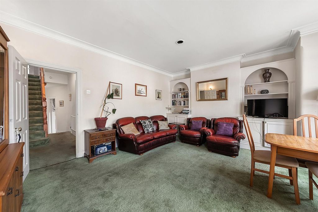 Property photo 2 of 25 19264_00597849.Jpg