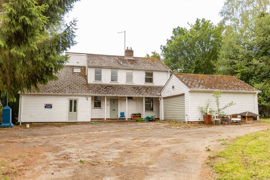 Property photo 2 of 10