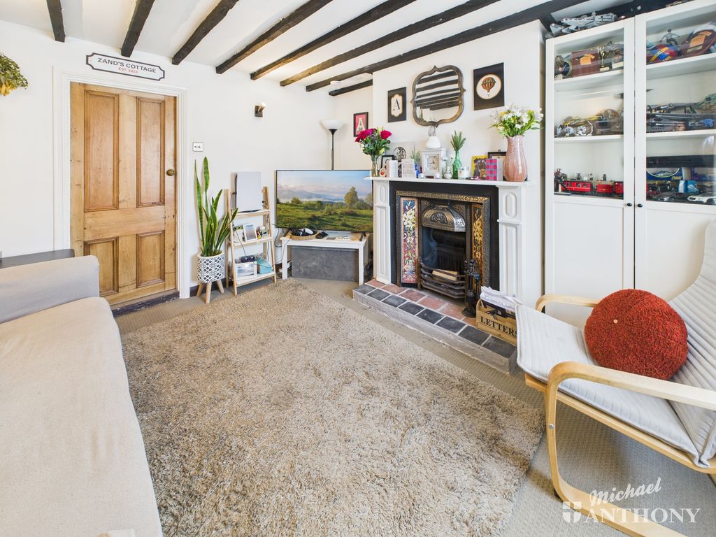 Property photo 2 of 15 Cam02773G0-Pr0364-Still017