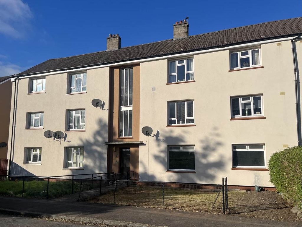 Property photo 1 of 8 External