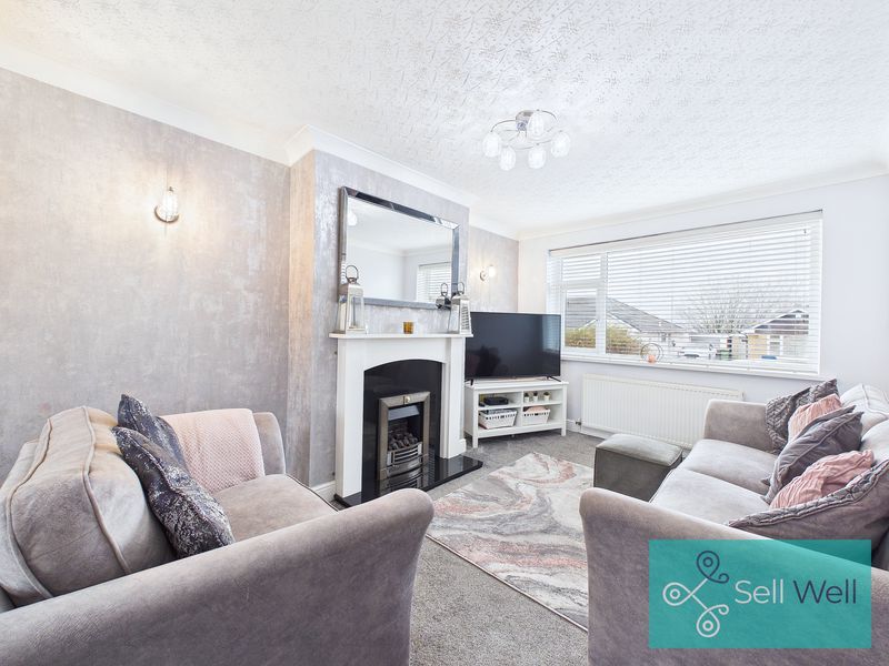 Property photo 2 of 25 Lounge