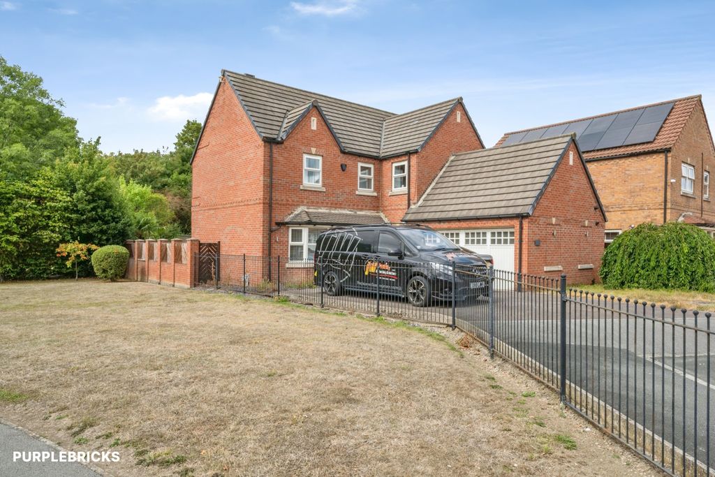 Property photo 1 of 24