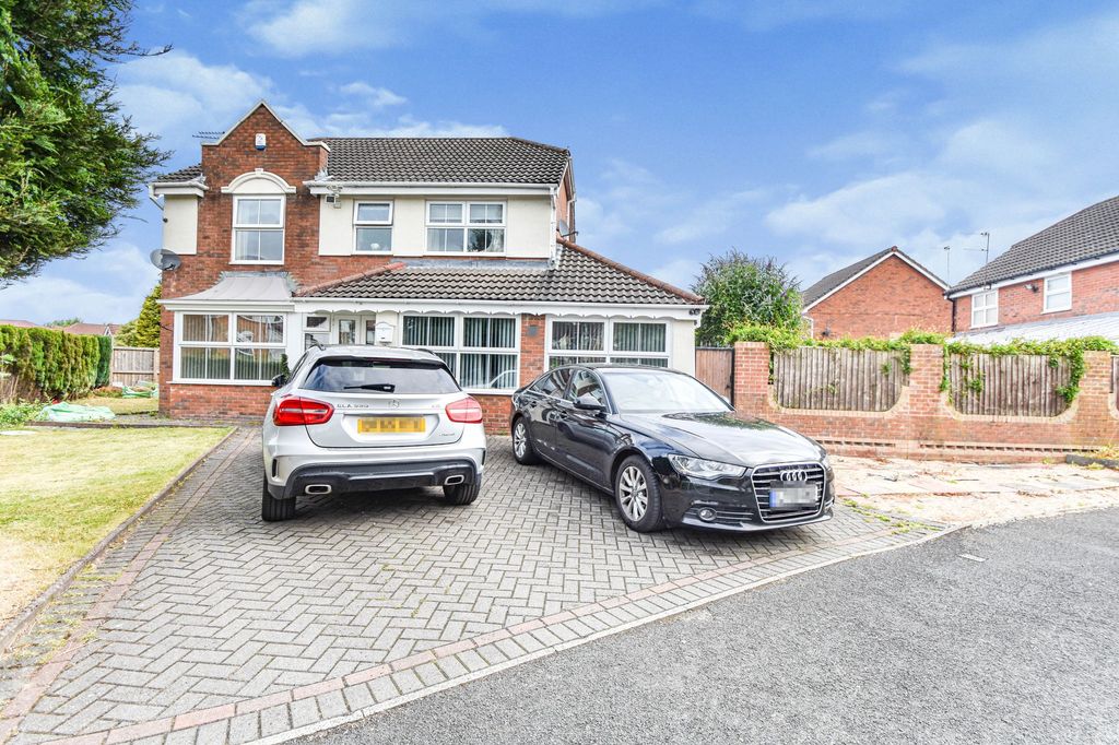 Property photo 1 of 37