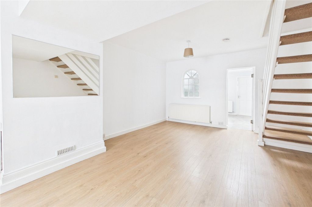 Property photo 2 of 15 Picture No. 02