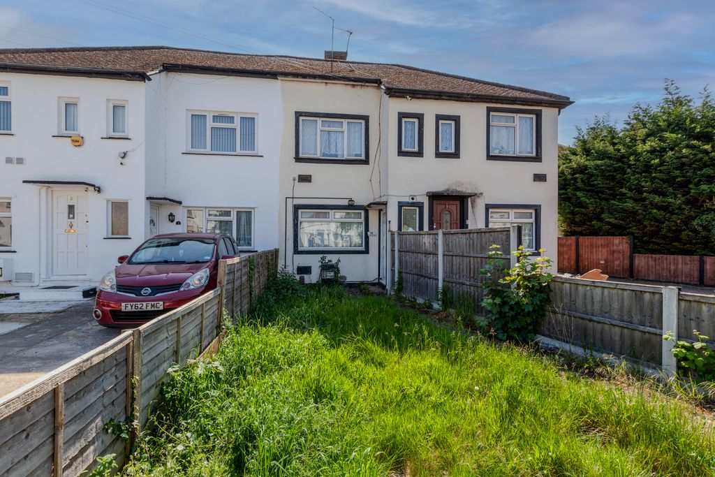 Property photo 2 of 12