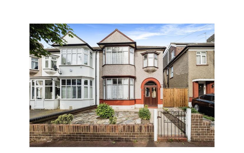 Property photo 1 of 2