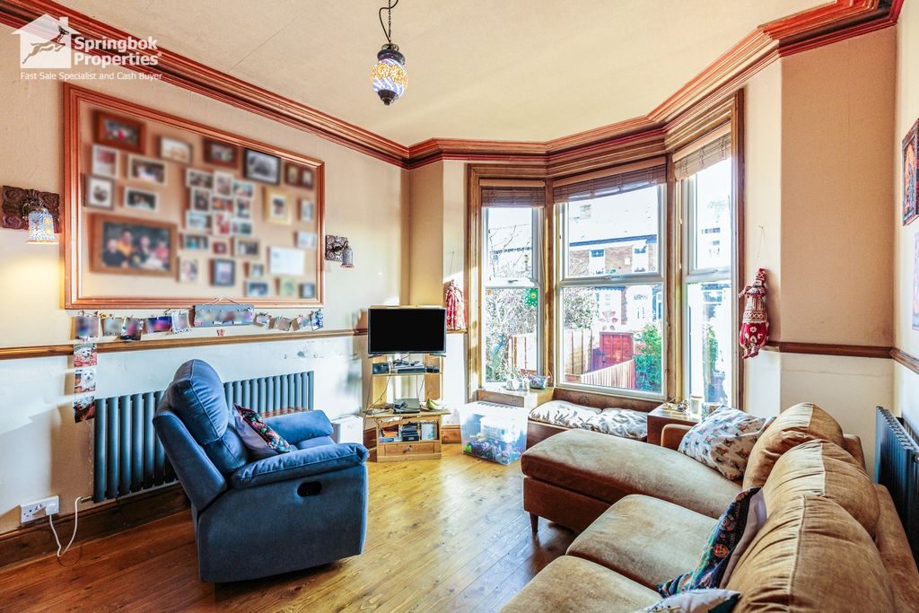 Property photo 2 of 28 Image 1