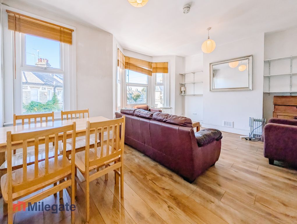 Property photo 2 of 10 Photo 2