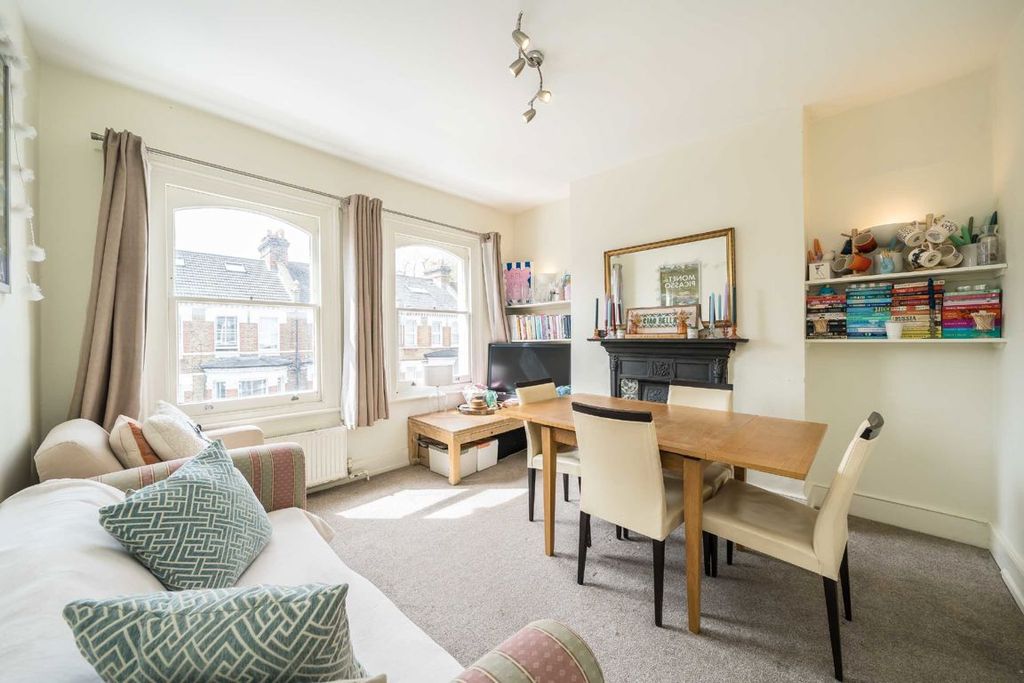 Property photo 2 of 5