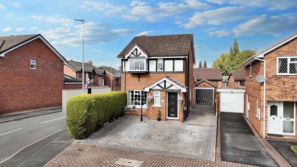 Property photo 1 of 23