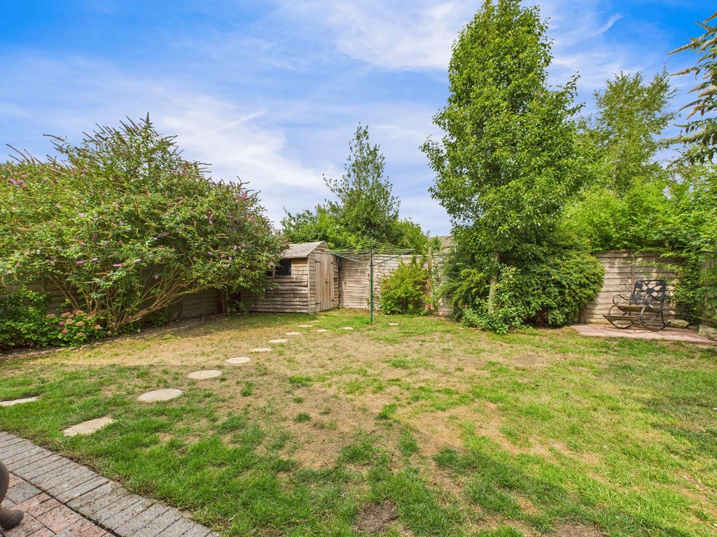 Property photo 3 of 19