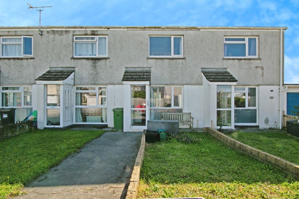 Property photo 1 of 17 Front