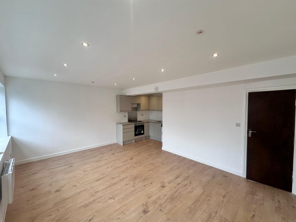 Property photo 3 of 7 Gallery