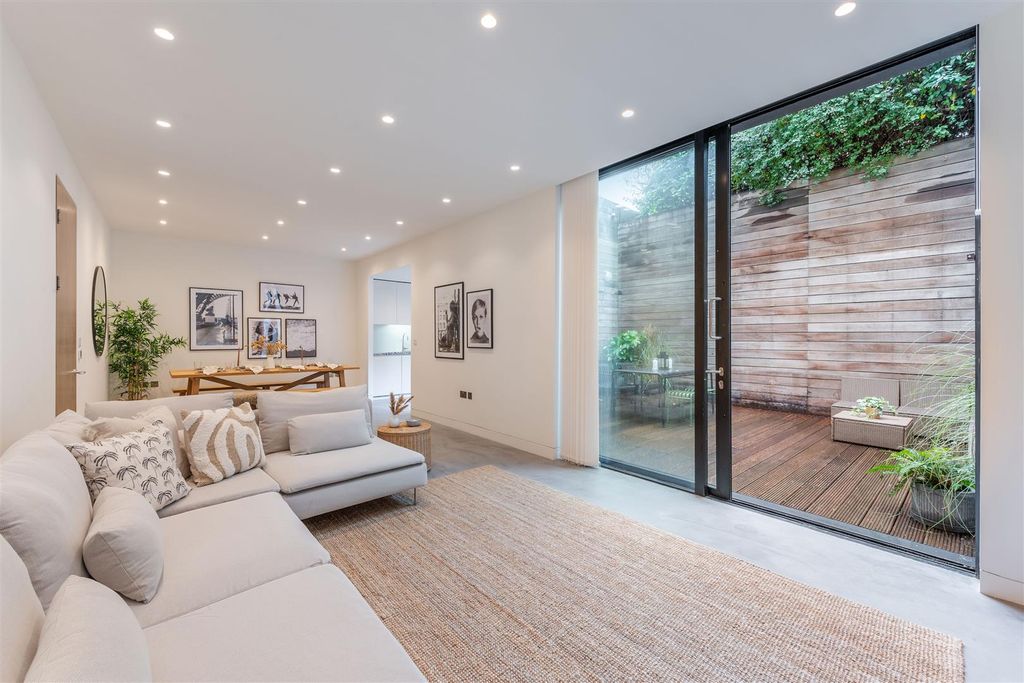 Property photo 1 of 11 1.Jpg