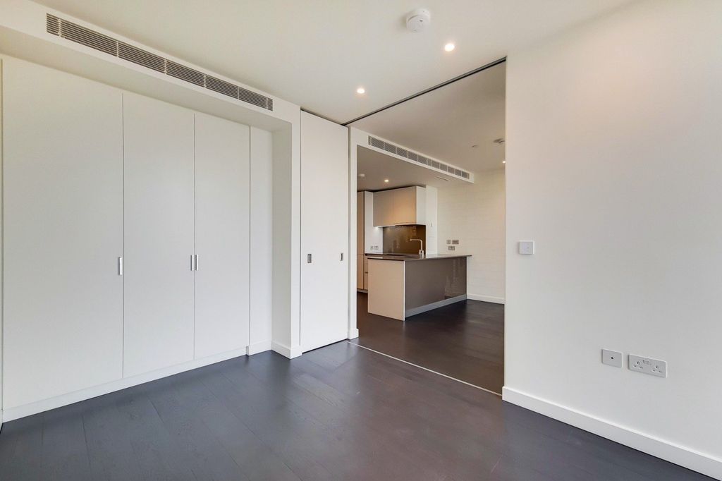 Property photo 3 of 15 Picture No. 08