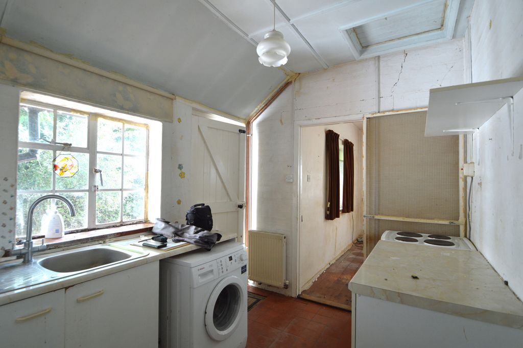 Property photo 3 of 11