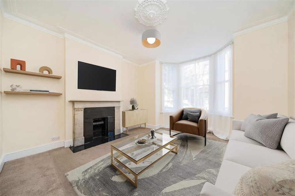 Property photo 3 of 9