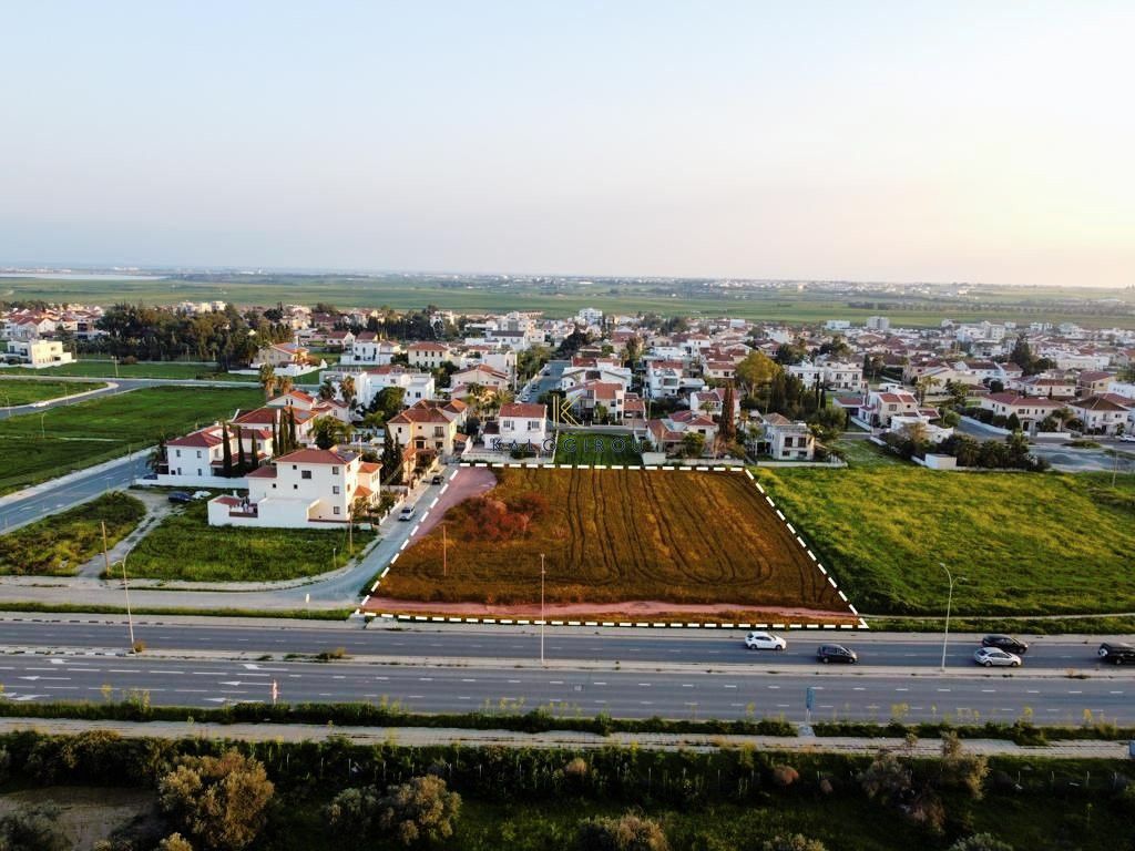 Property photo 2 of 6