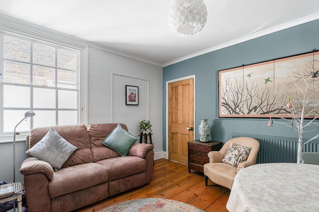 Property photo 2 of 20