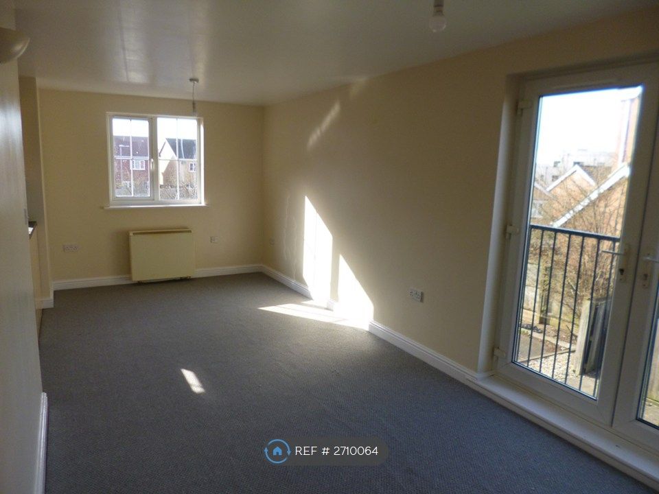 Property photo 3 of 10